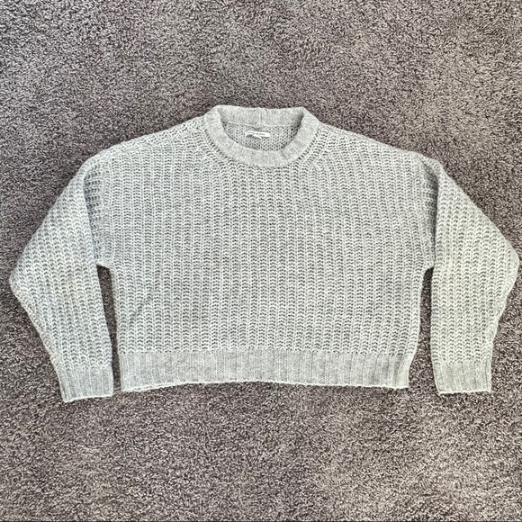 American Eagle Grey Sweater - Picture 3 of 7
